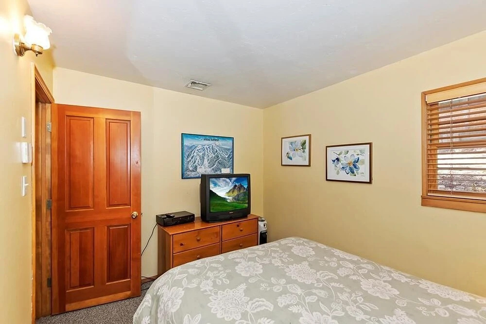 047 Aspen Hideaway Home