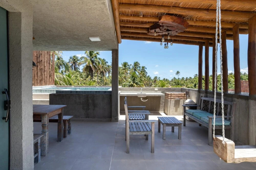 Casa com Piscina e Churrasqueira 5 min da Praia