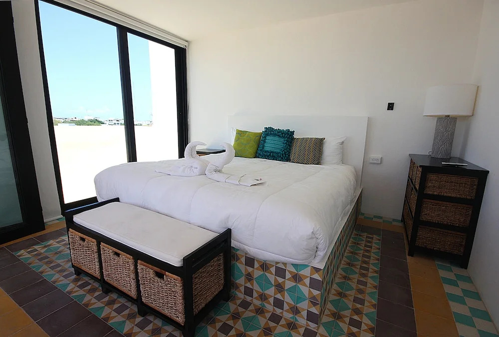 Anah Apartment 405N by iMexico