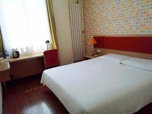 Home Inn Dalian North Railway Station