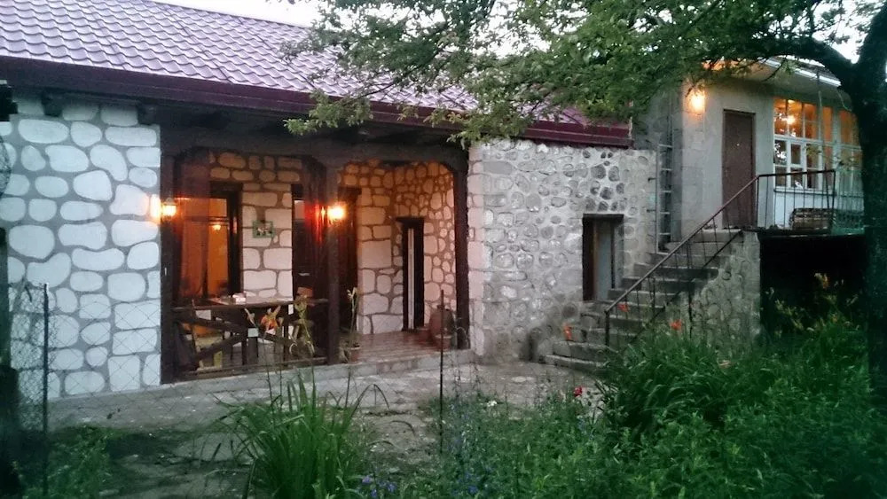 Old Tatev Guesthouse