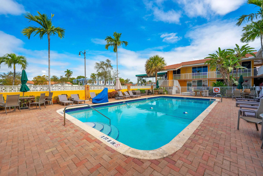 Quality Inn & Suites Airport-Cruise Port Hollywood