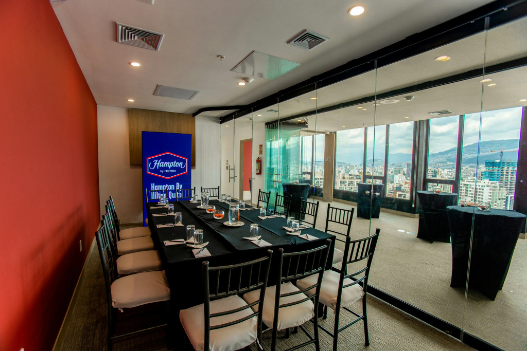 Hampton By Hilton Quito La Carolina Park