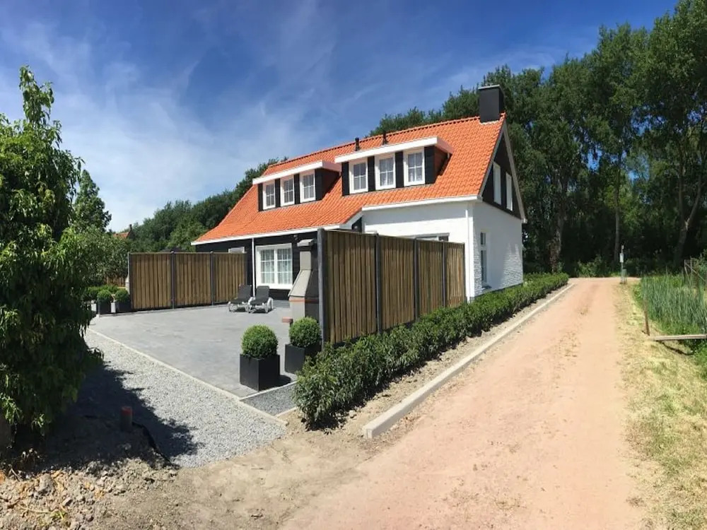 Very Comfortable and Cosy Holiday Home Just Outside Oostkapelle