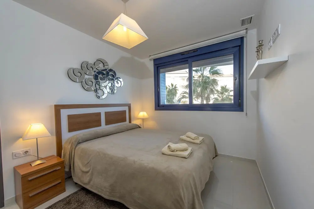 Wickham Newcastle Modern 1 Bed Apartment