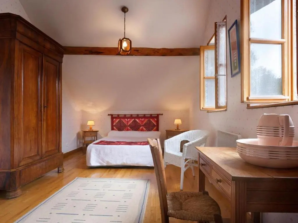 Gîte Ferrières-sur-Sichon, 4 pièces, 7 personnes - FR-1-489-101