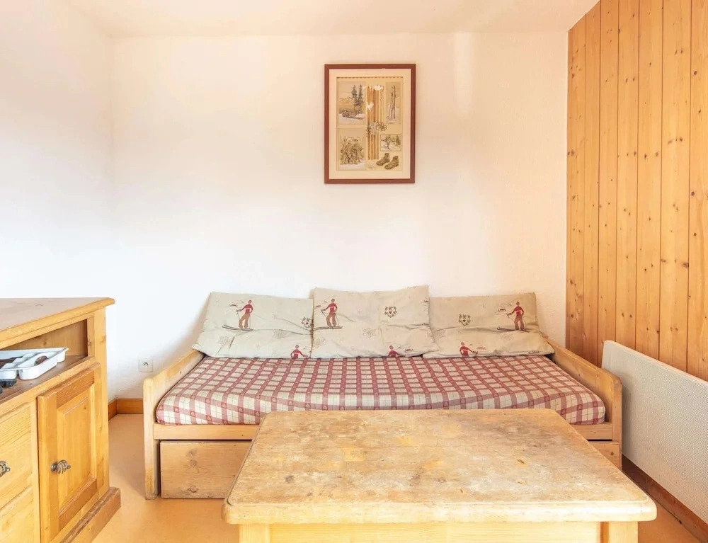 Mountain Apartment With Alpine Comfort
