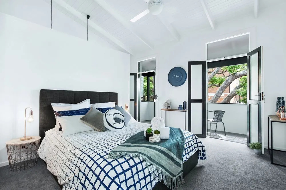 UNIQUE - New York Loft Style Townhouse