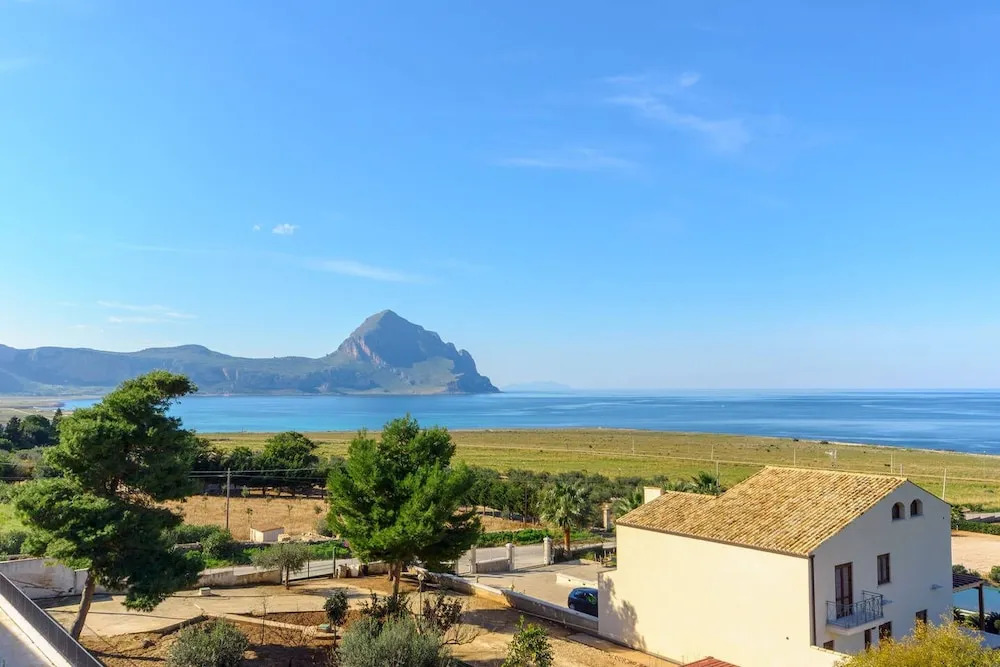 Cala Azzurra Apartment Sea View