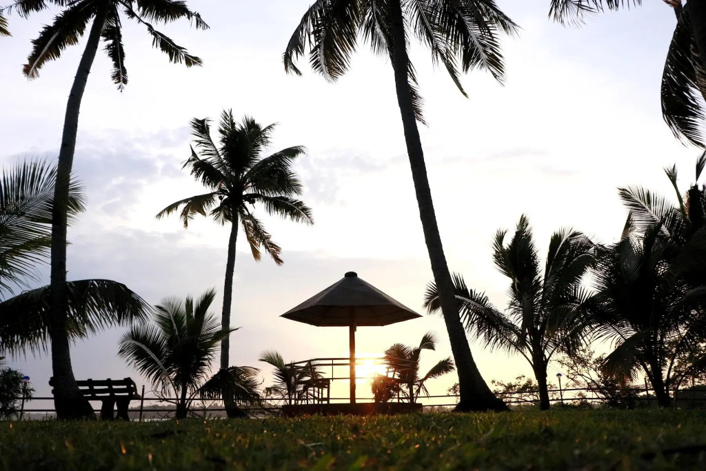 Lake N River Resort Munroe Island By BAGO Retreats