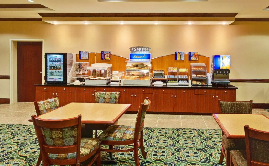 Holiday Inn Express Hotel & Suites Millington-Memphis Area by IHG