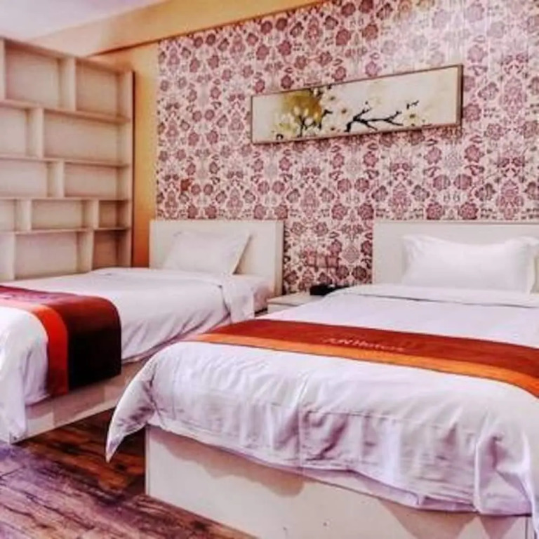 Junyi Chain Hotel