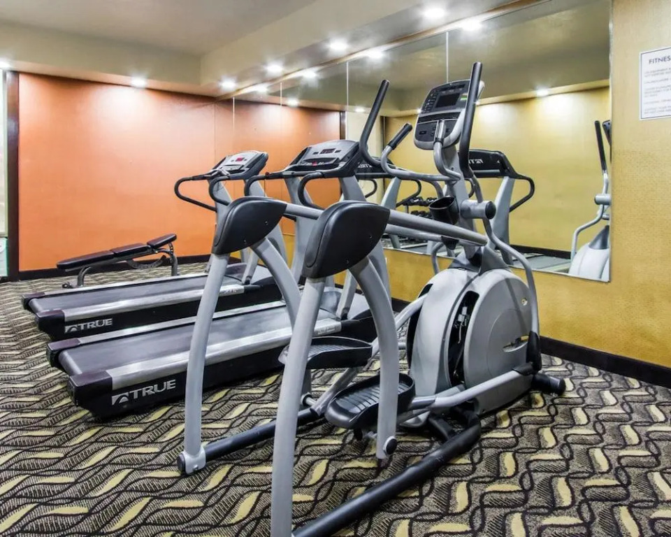 Comfort Inn & Suites Memphis East