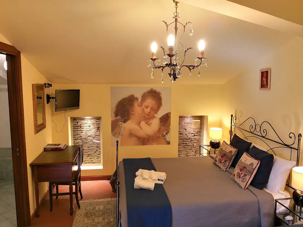Relais Under The Tower