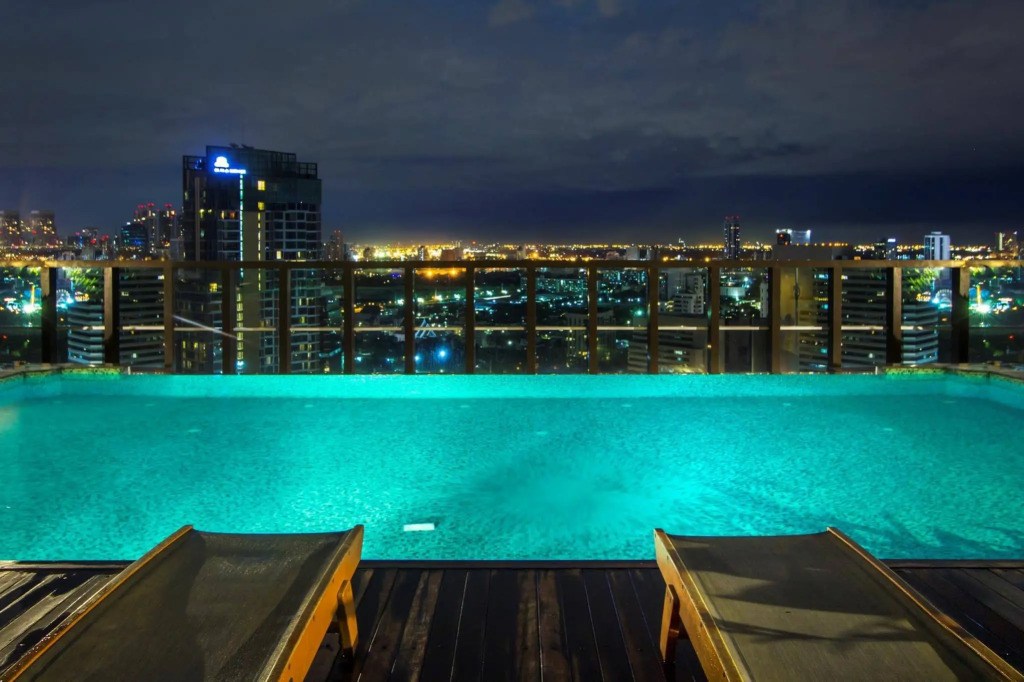 Urbana Langsuan Hotel