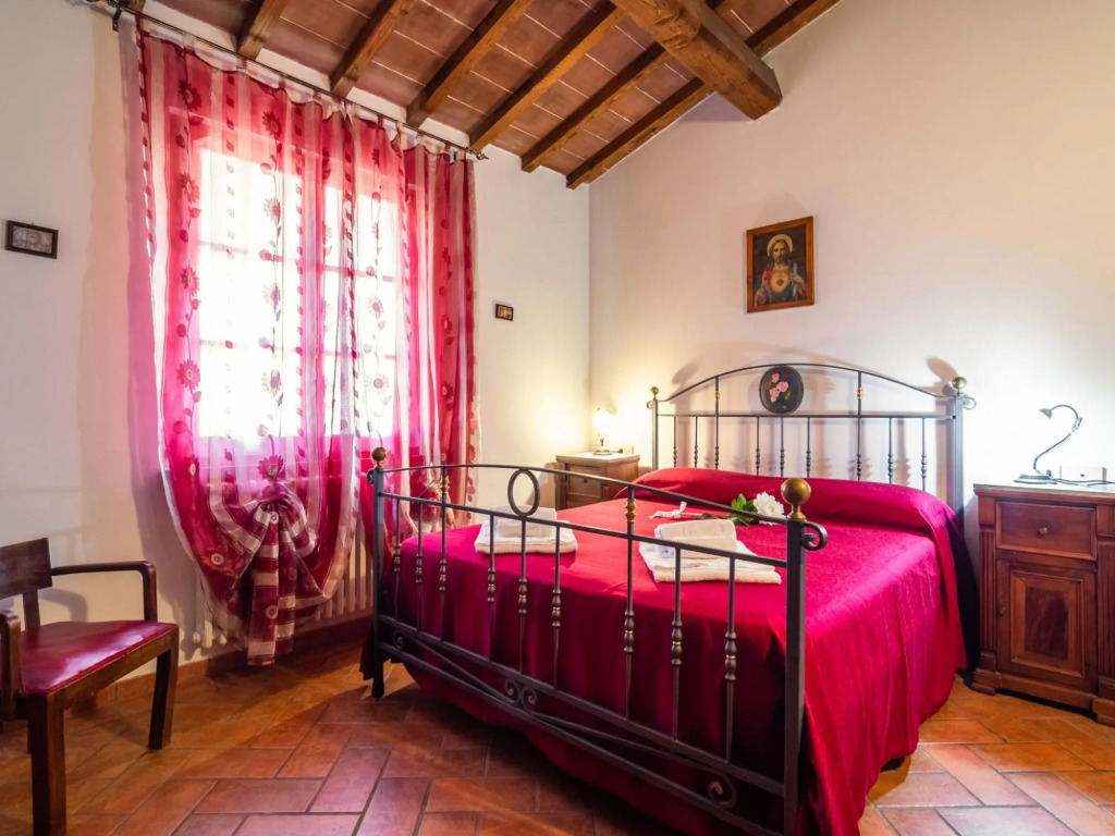 Agriturismo Tuscany With Panoramic Pool