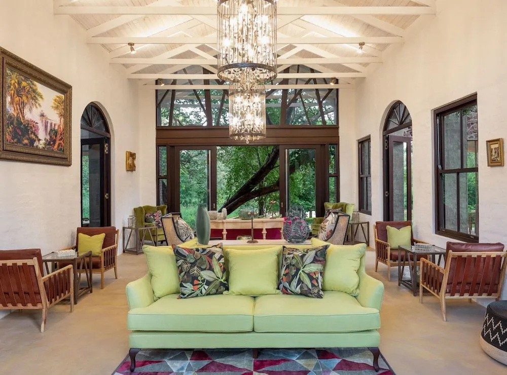Mbano Manor Hotel Victoria Falls