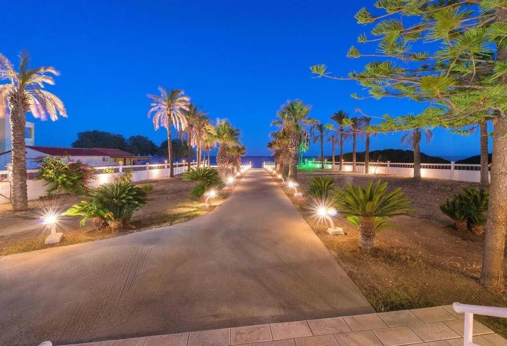 Villa Maria Beachfront Residence