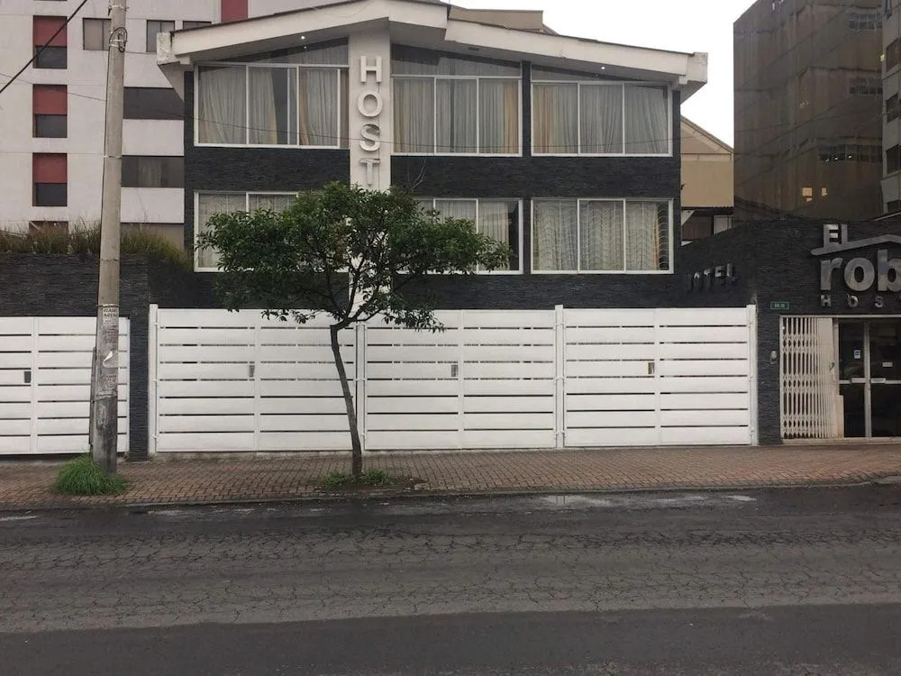 Hostal El Roble