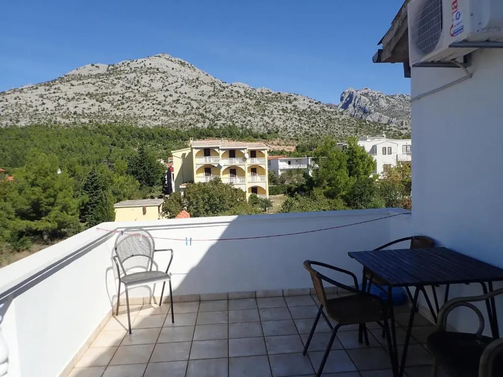 Apartments Bili
