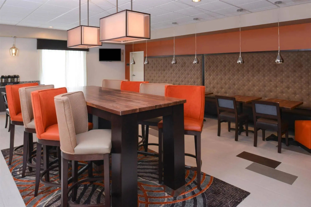 Lexington Inns and Suites Effingham