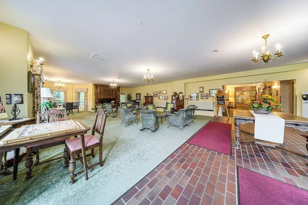 Experience Chautauqua! Newly Renovated Studio