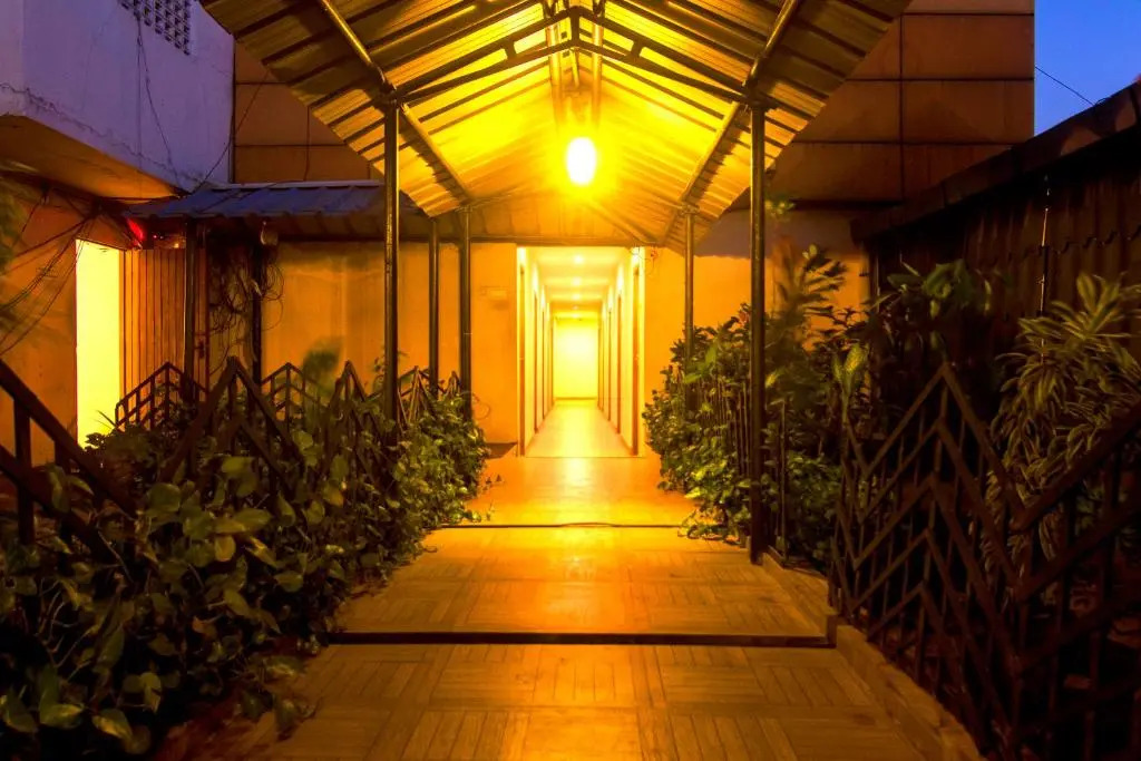 JJs PARK INN