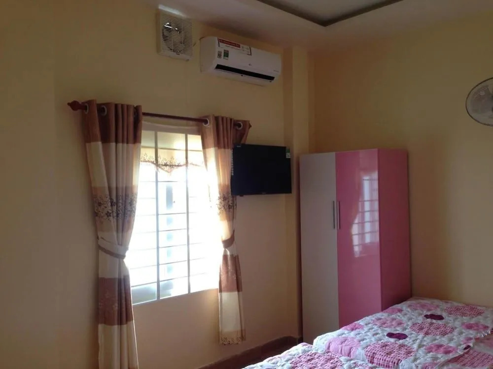 Hoang Nam Hotel