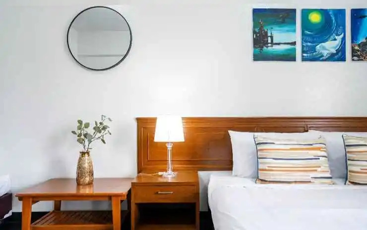 Studio room near MRT by PD Mansion