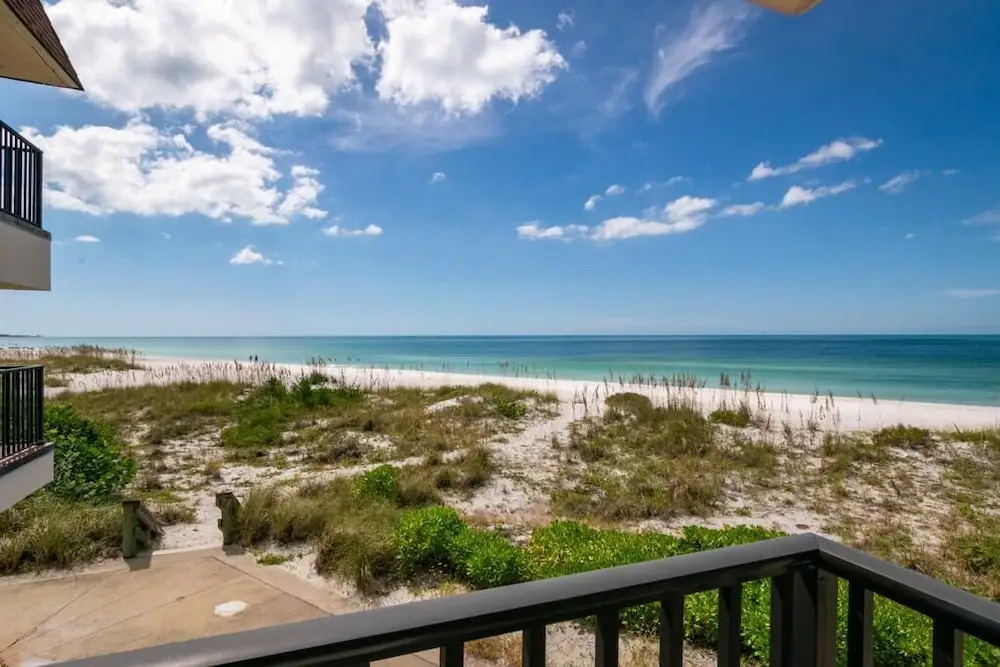 Waters Edge 110N Condo