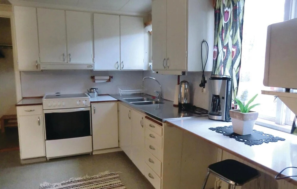 3 Bedroom Lovely Home In Vetlanda