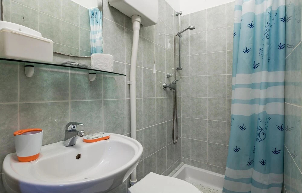 Stunning Apartment in Pobri With Wifi