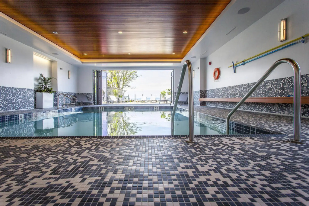 Qualicum Beach Inn