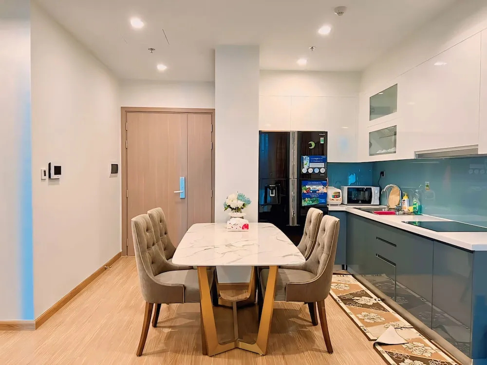 Vinhomes Metropolis Apartment near the United Nations