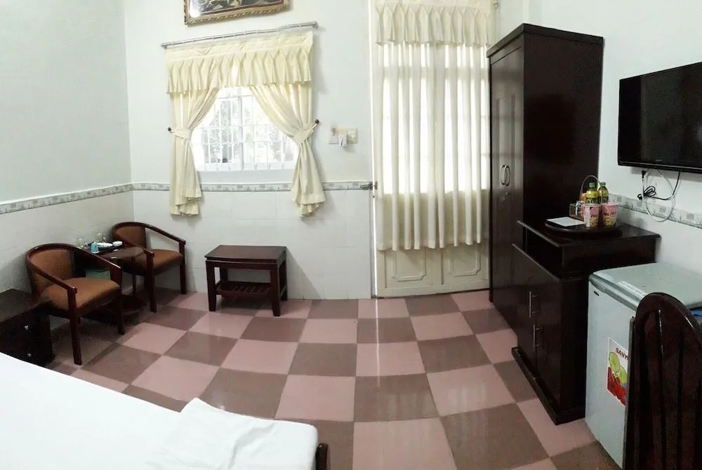 Khách Sạn Nhà Hàng Ngọc Hân