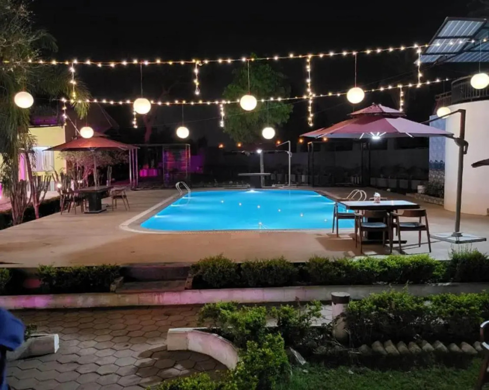 TGI Insignia Resort and Villas