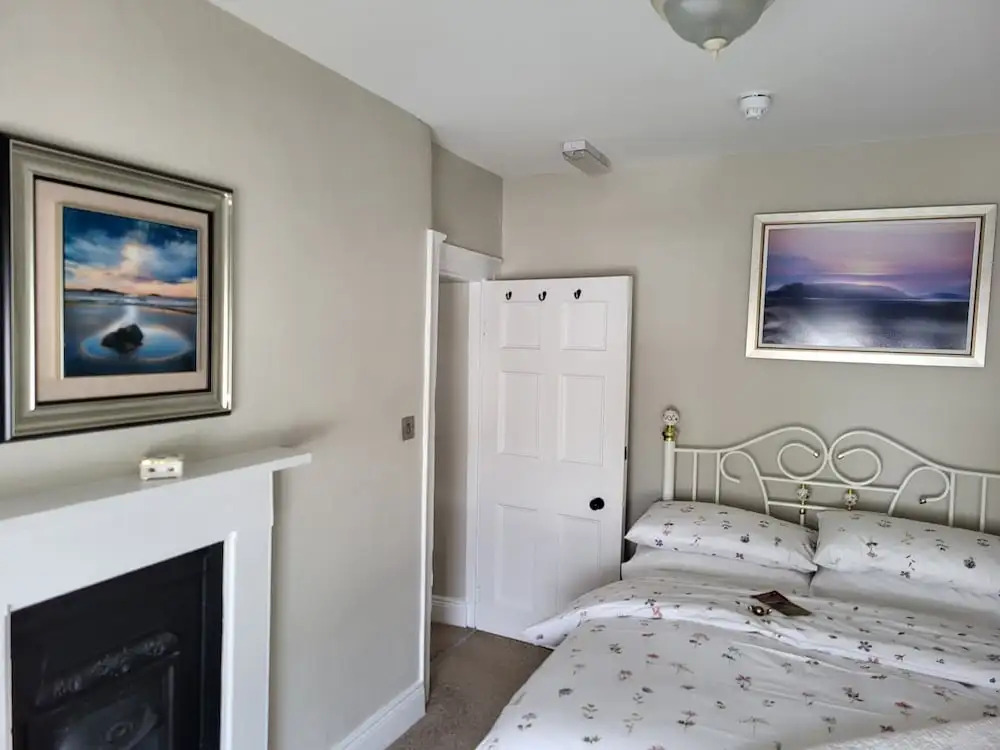 Charming 2 Bed Apartment Donegal Town Centre
