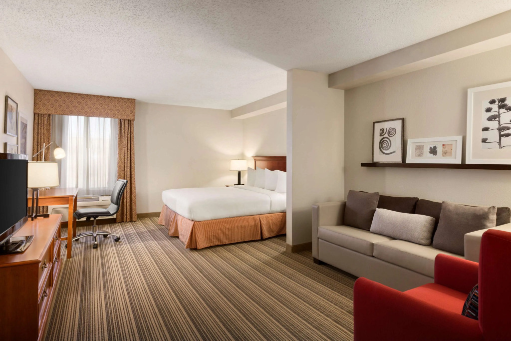 Country Inn & Suites by Radisson, Atlanta Galleria-Ballpark, GA