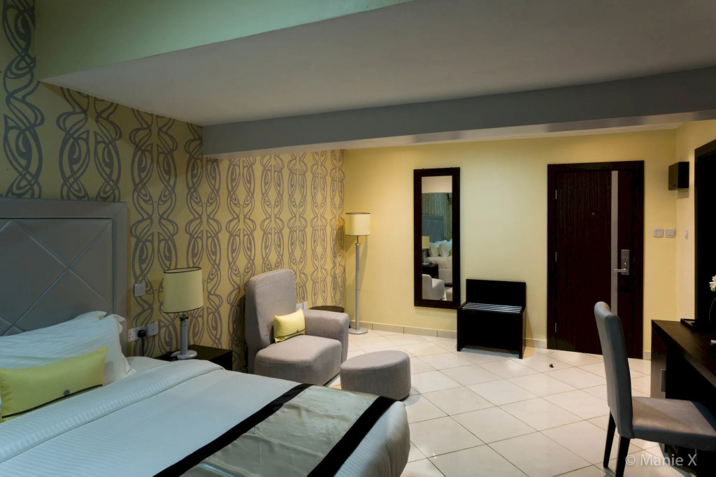 Morning Side Suites Etim Inyang