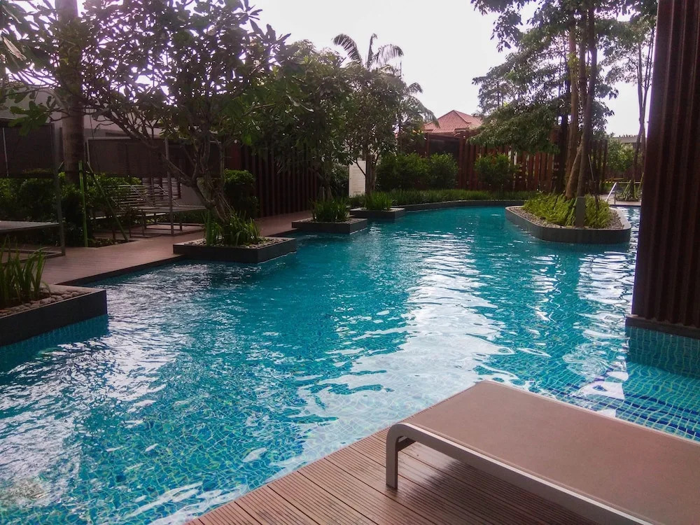 2+1br 1 Park Avenue Apartment Near Gandaria City Mall