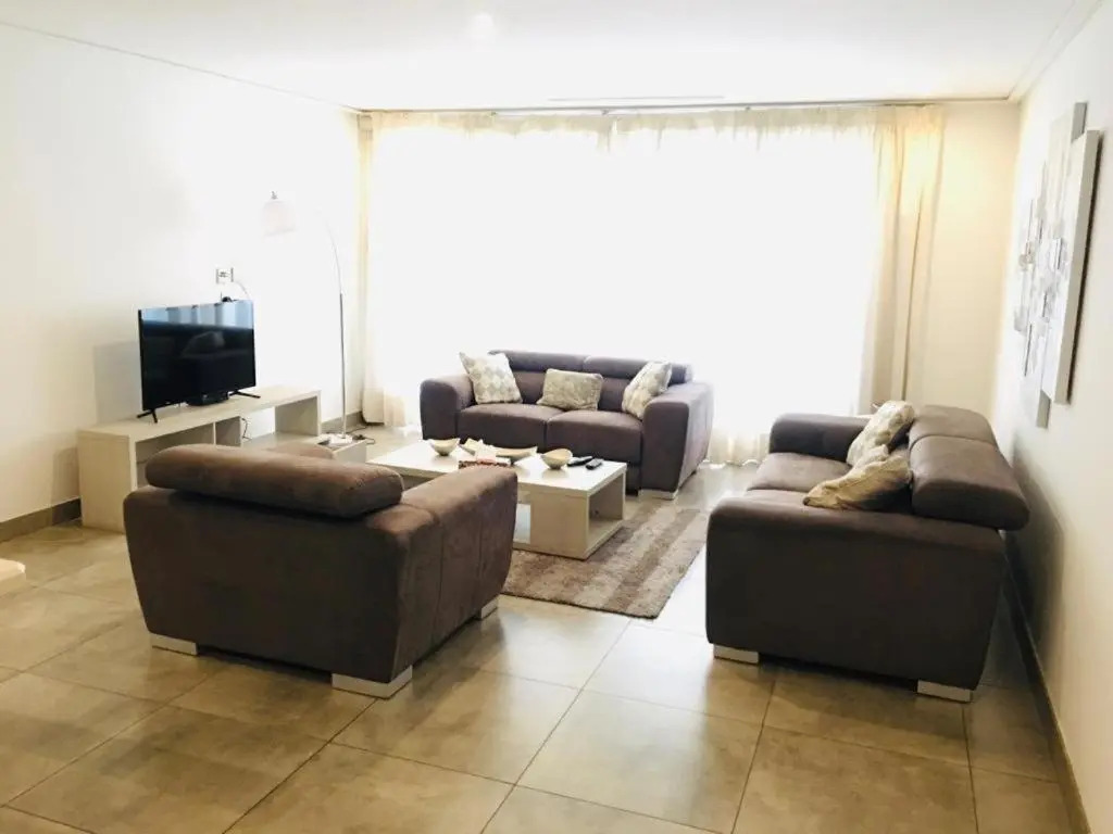 Executive 2 bedroom Apartment At East Legon