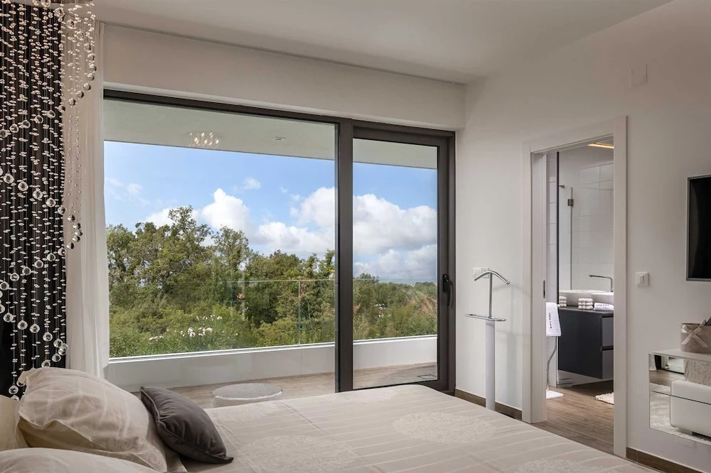 Villa Irma with heated Pool by aneo travel