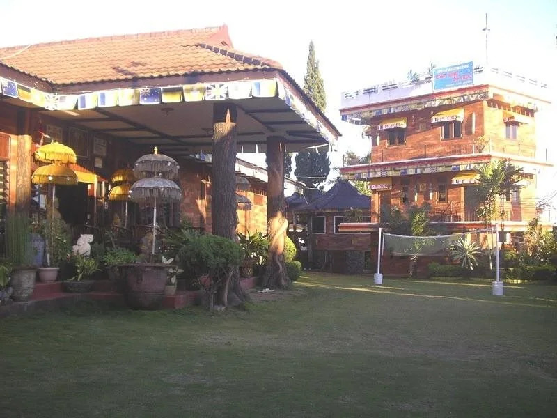 Nasta Inn Trawas
