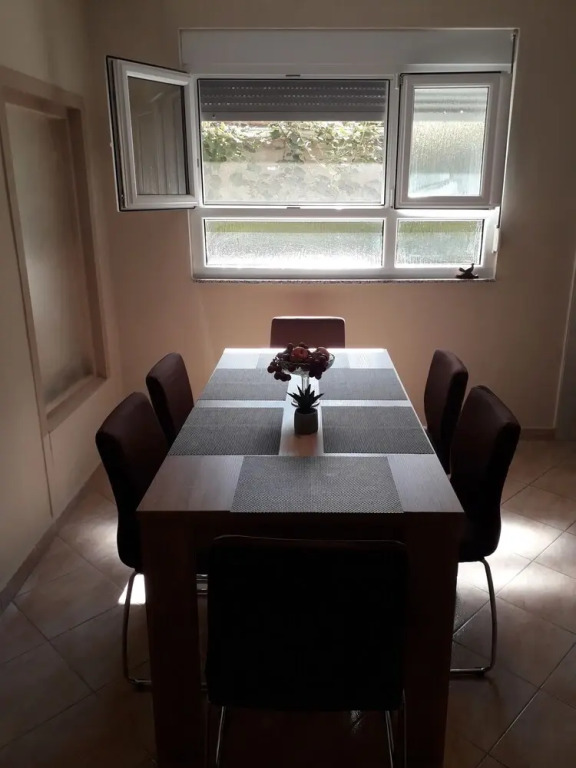 Family Ground Floor Apartment Puntamika