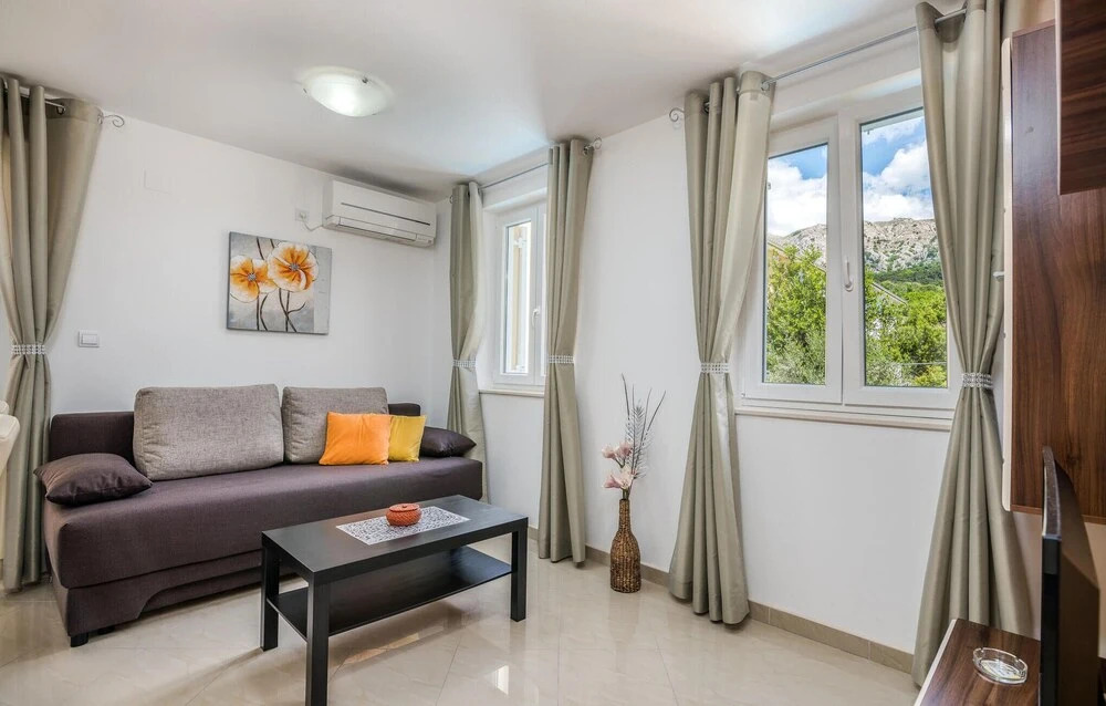 Stunning Apartment in Baska With Outdoor Swimming Pool, Wifi and 2 Bedrooms