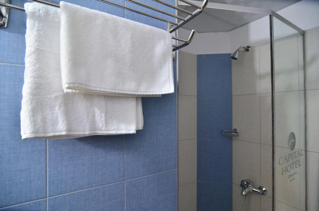 Capital Tirana Hotel Bruçi