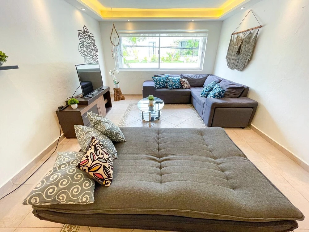 Simply Comfort Gorgeous 2BdApt PCDCenter