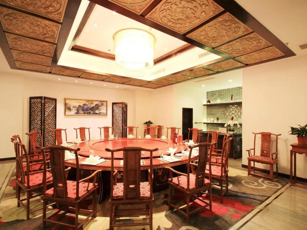 Chateau Star Sea Hotel