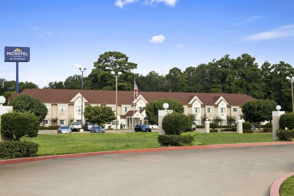Quality Inn & Suites Longview I-20