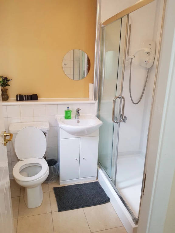 Dragon - Great Western Apartment 2 Bedroom Home